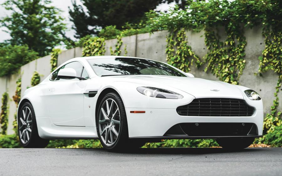 Aston Martin V8 Vantage (NA) '2012